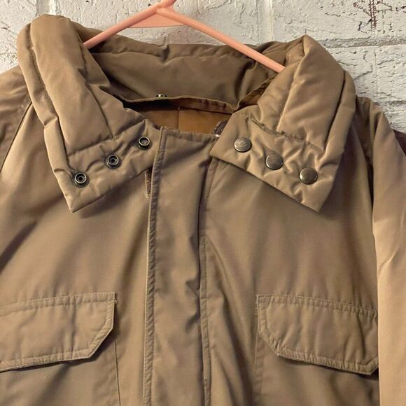 Vintage! Tan Heavy Winter barn Coat Removable Hood Size Med/Large - Picture 2 of 12